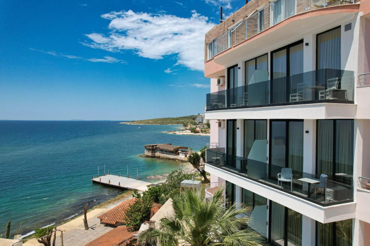 Hotel Piccolino Sarandë エクステリア 写真
