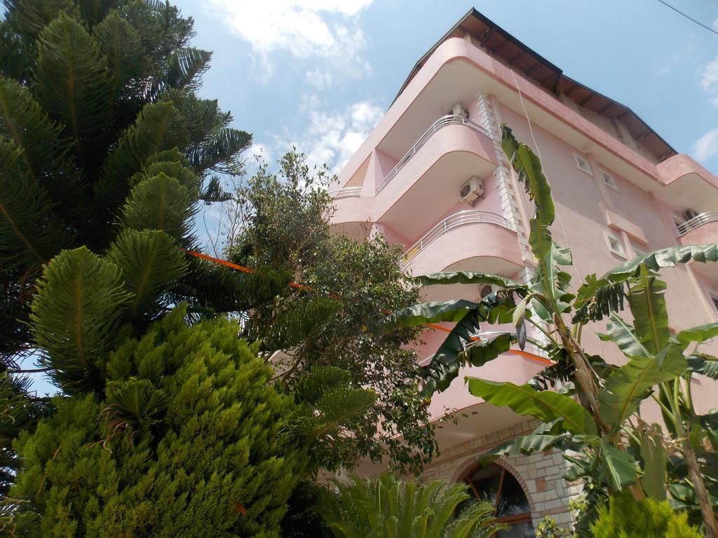 Hotel Piccolino Sarandë エクステリア 写真
