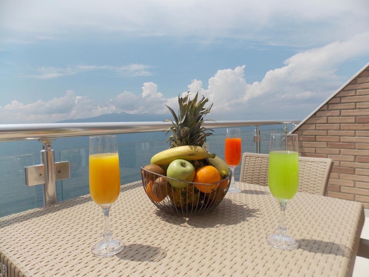 Hotel Piccolino Sarandë エクステリア 写真